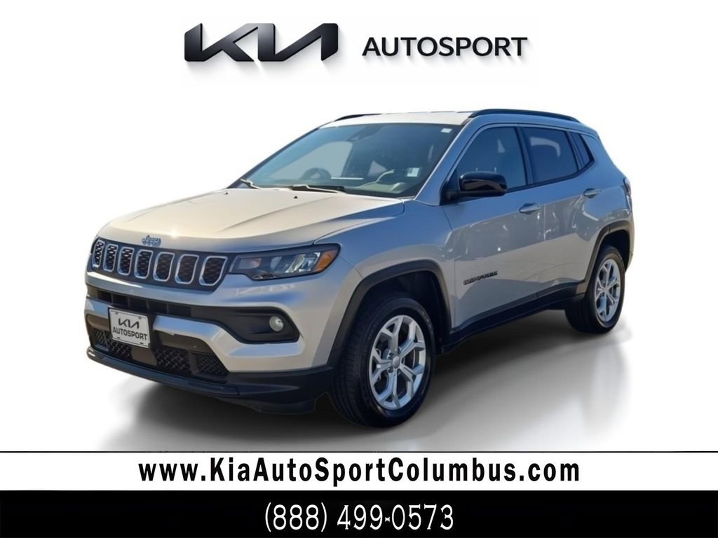 Used 2024 Jeep Compass Latitude video 1