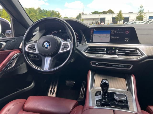 Used 2022 BMW X6 xDrive40i w/ M Sport Package AWD/4WD image 17