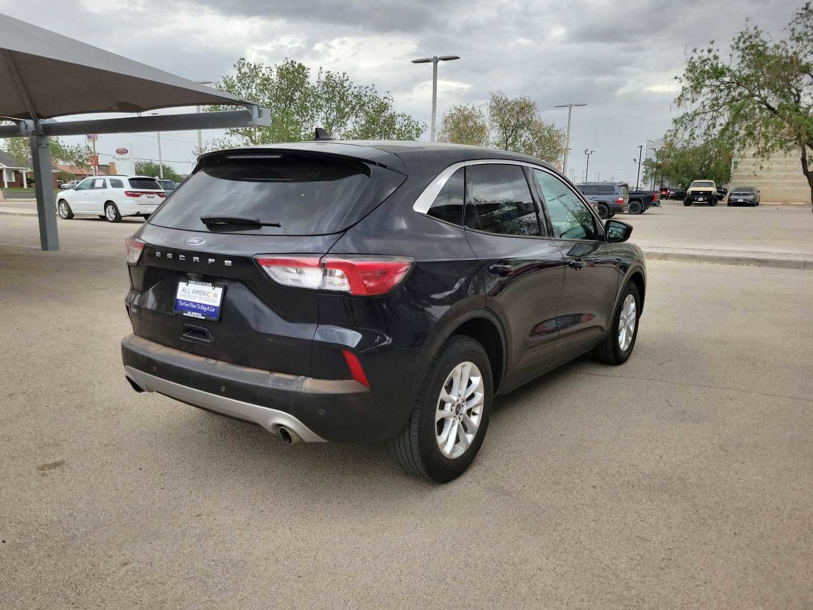 Used 2021 Ford Escape SE w/ Cold Weather Package image 8