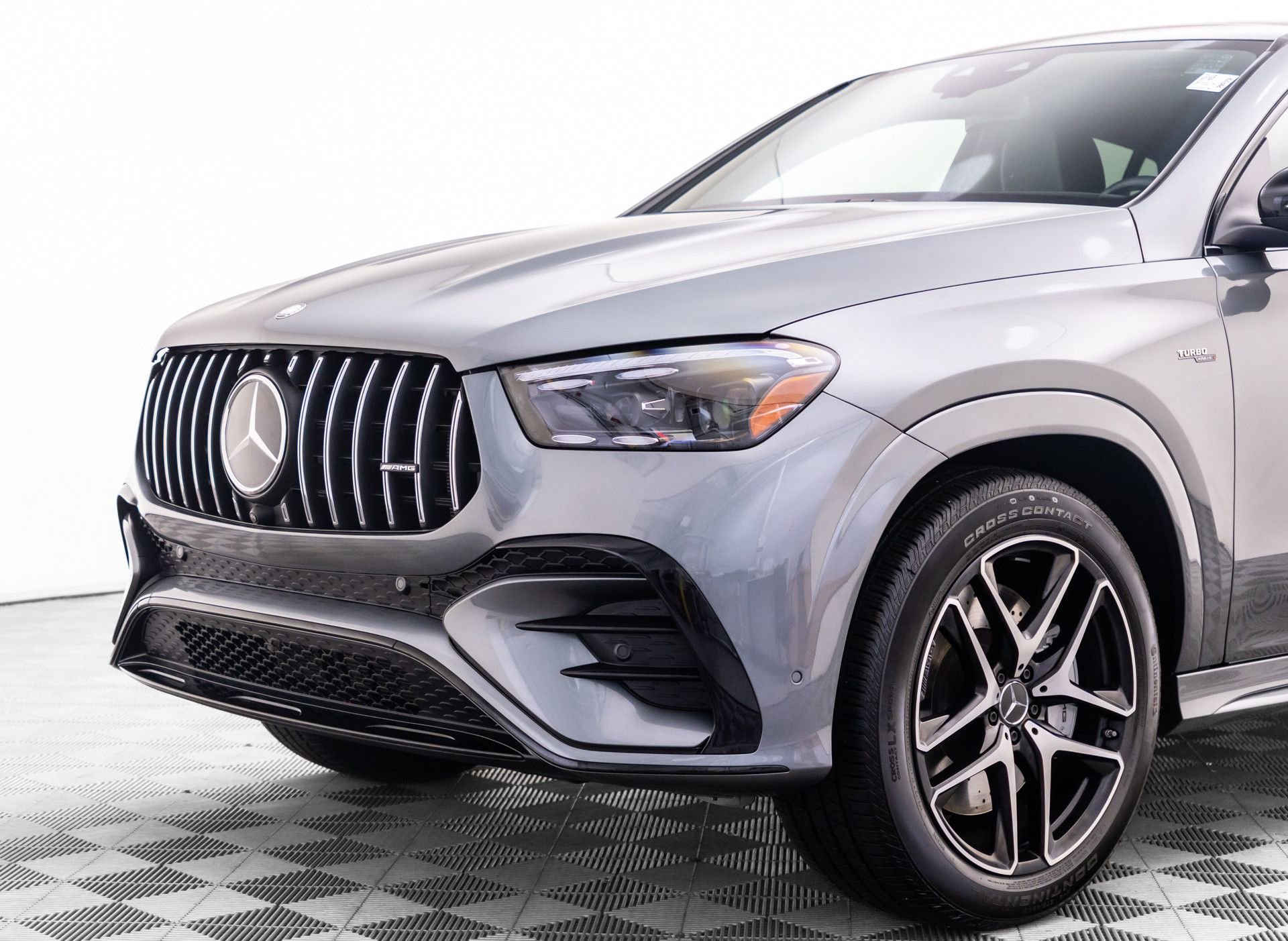 Used 2024 Mercedes-Benz GLE 53 AMG 4MATIC Coupe image 40