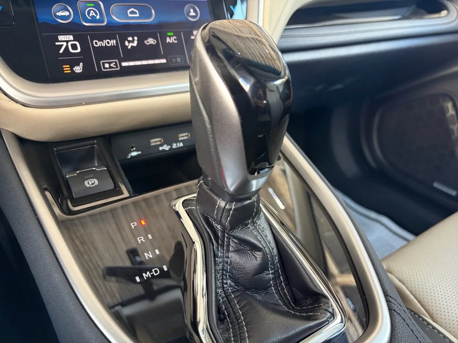 Used 2020 Subaru Outback Limited XT AWD/4WD image 27