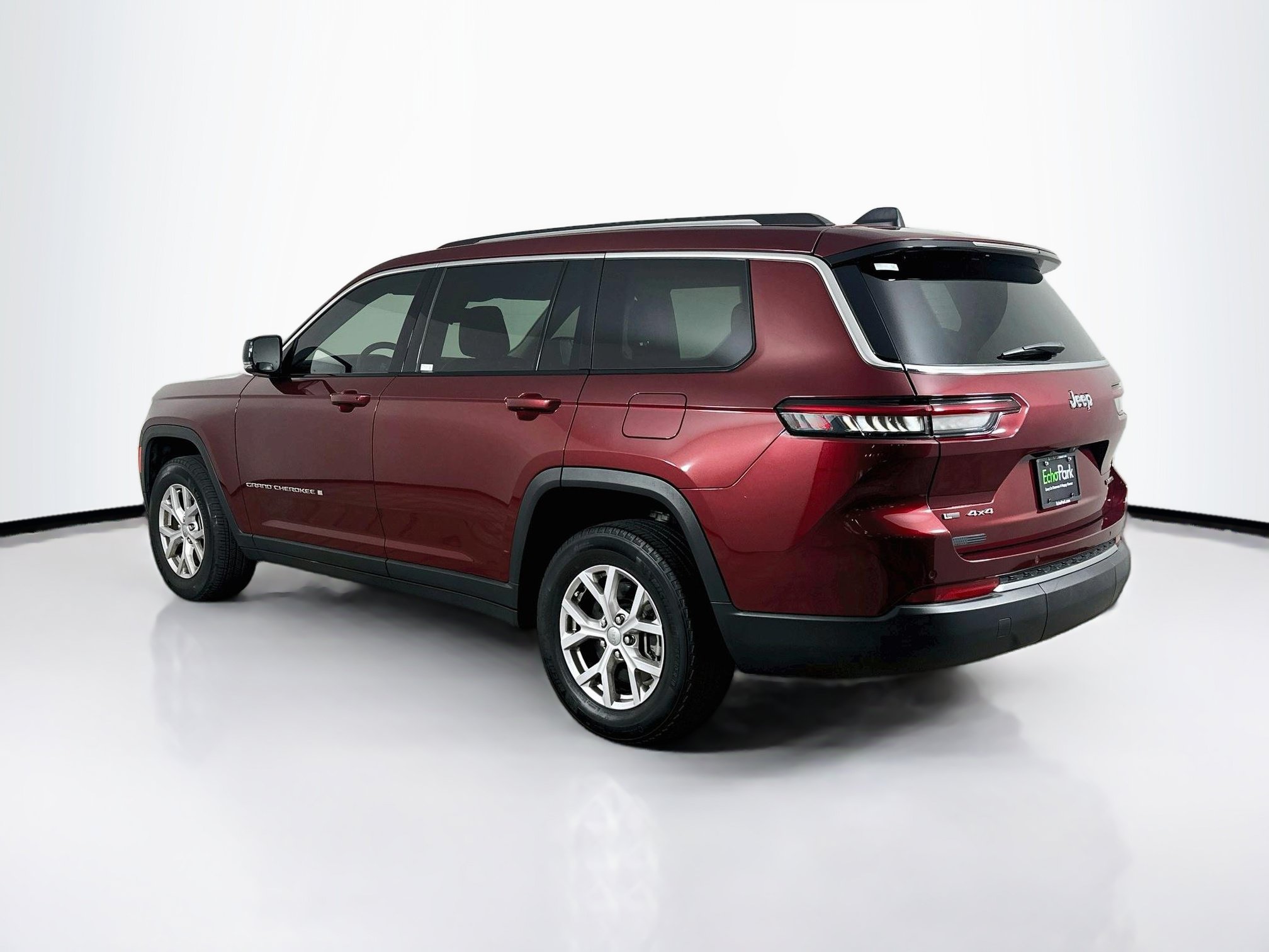 Used 2022 Jeep Grand Cherokee L Limited AWD/4WD image 5
