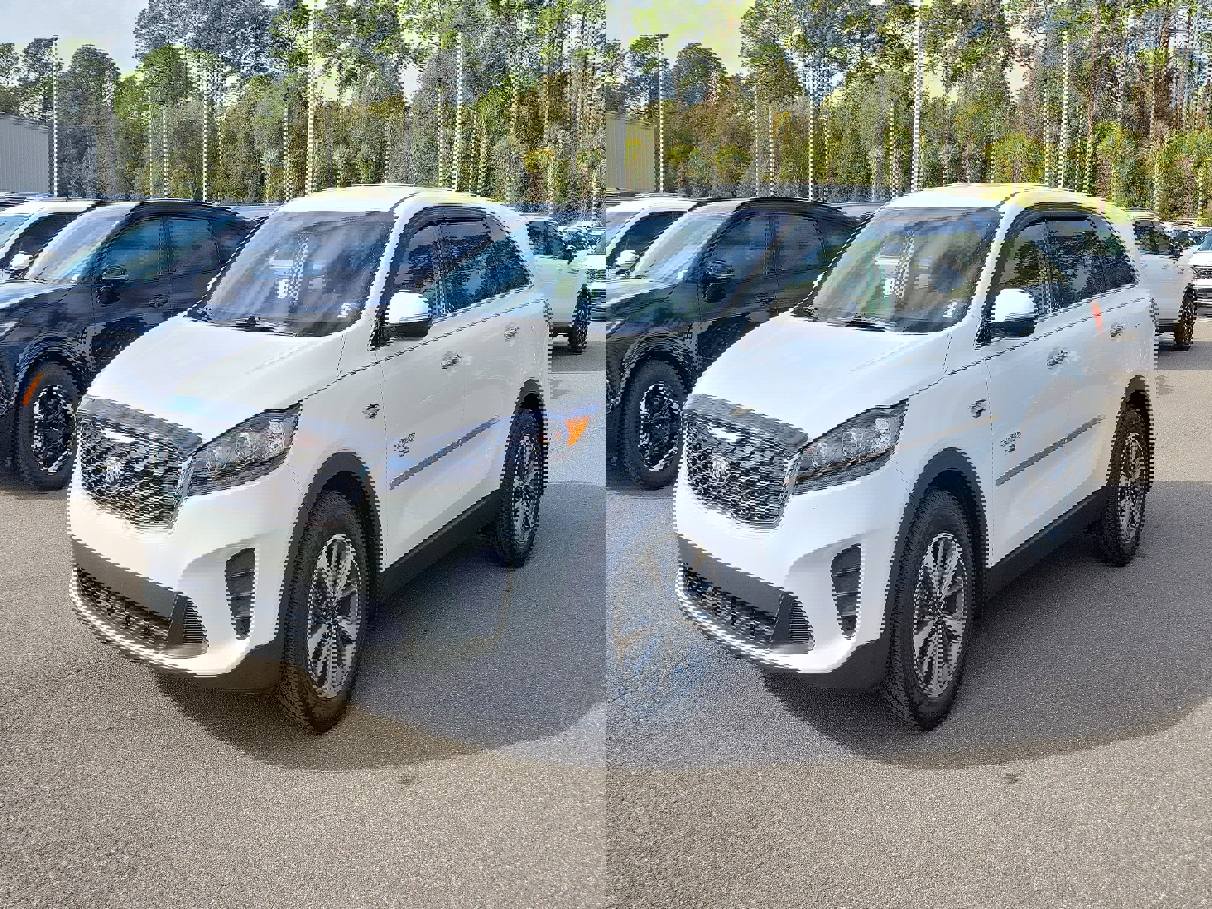 Used 2020 Kia Sorento LX image 3