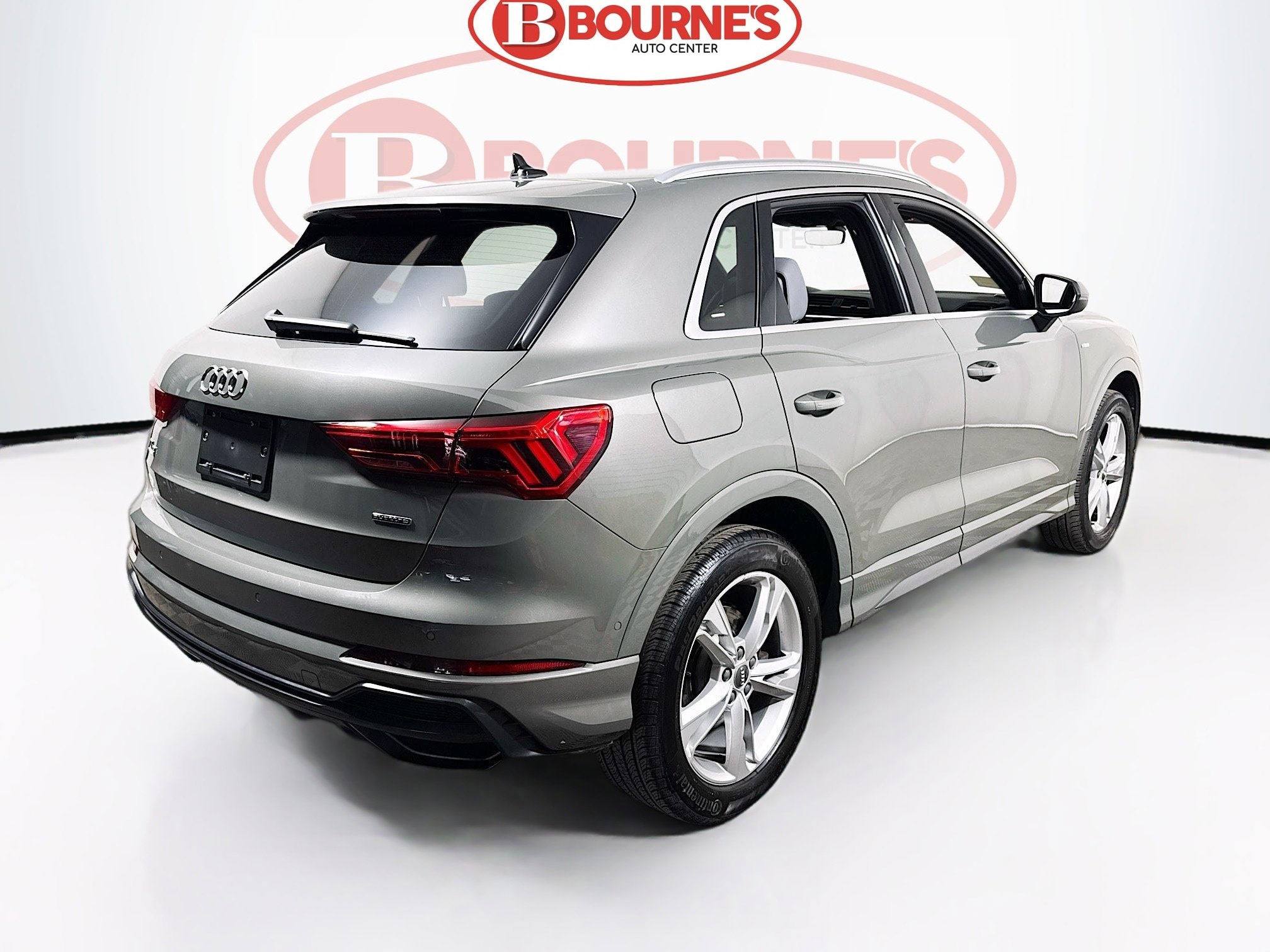 Used 2020 Audi Q3 2.0T Prestige AWD/4WD image 12