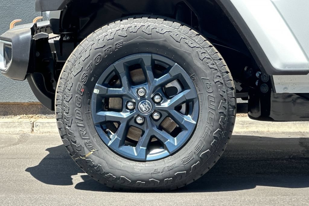 New 2026 Jeep Gladiator Sport AWD/4WD image 25