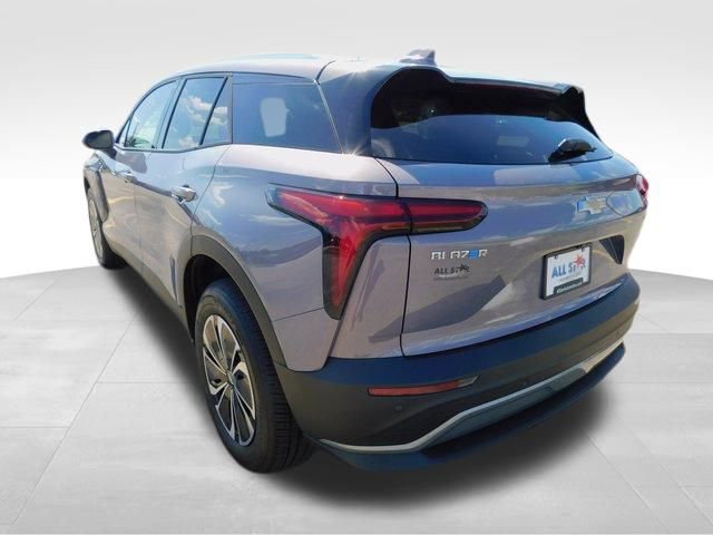 New 2025 Chevrolet Blazer EV LT image 6