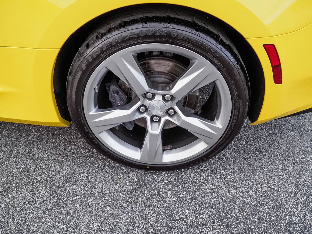 Used 2016 Chevrolet Camaro SS RWD image 37