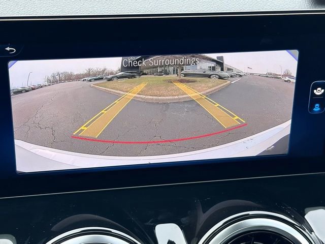 New 2026 Mercedes-Benz GLB 250 4MATIC image 21