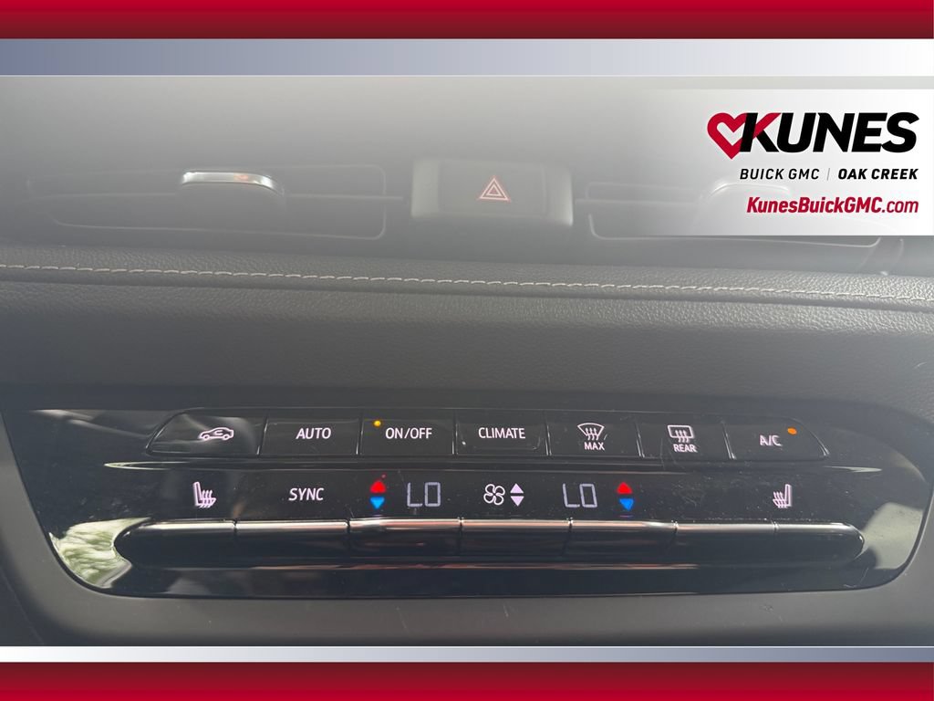 Used 2023 Buick Envision Preferred w/ Sport Touring Package AWD/4WD image 28
