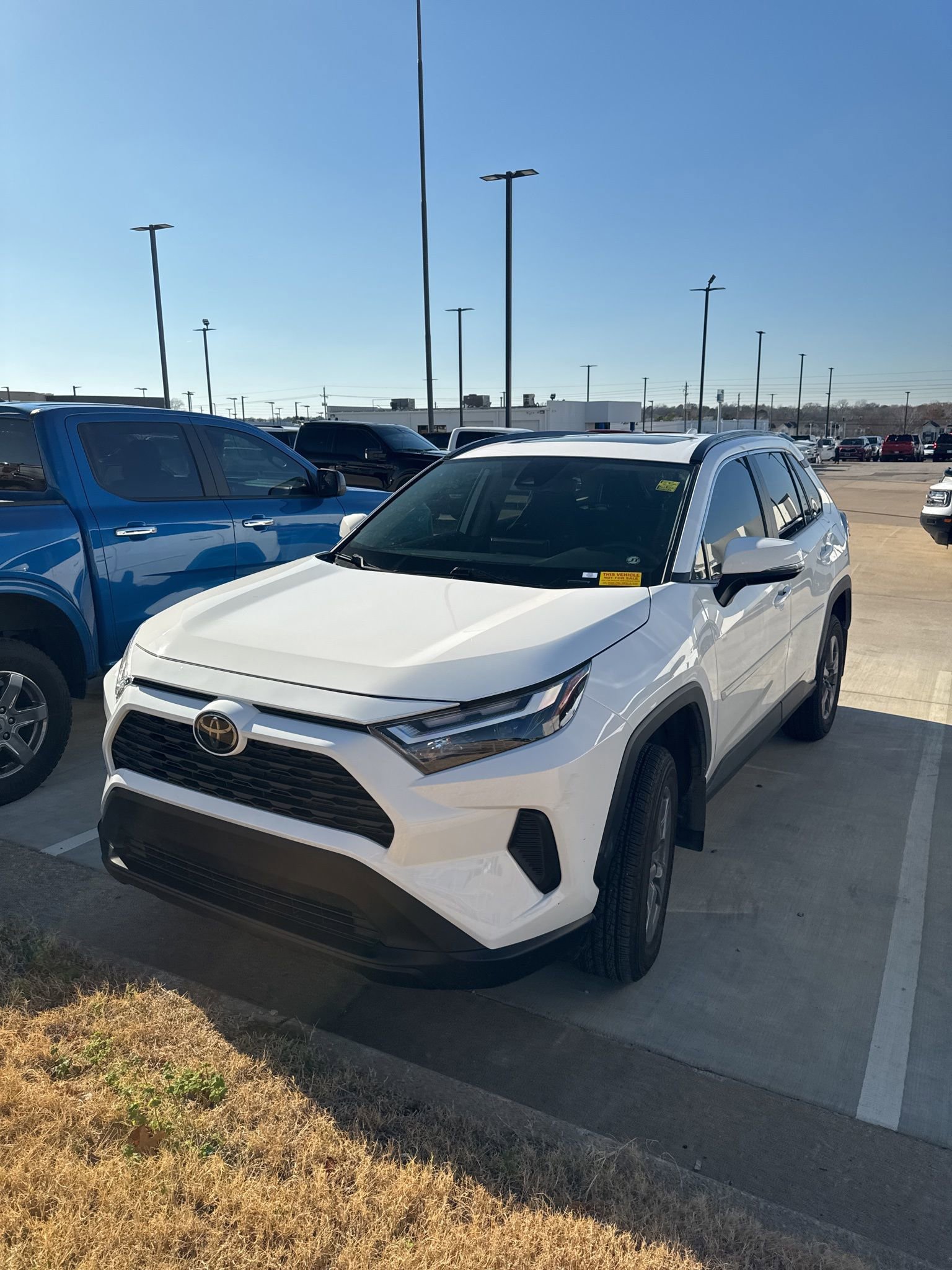 Used 2024 Toyota RAV4 XLE image 1