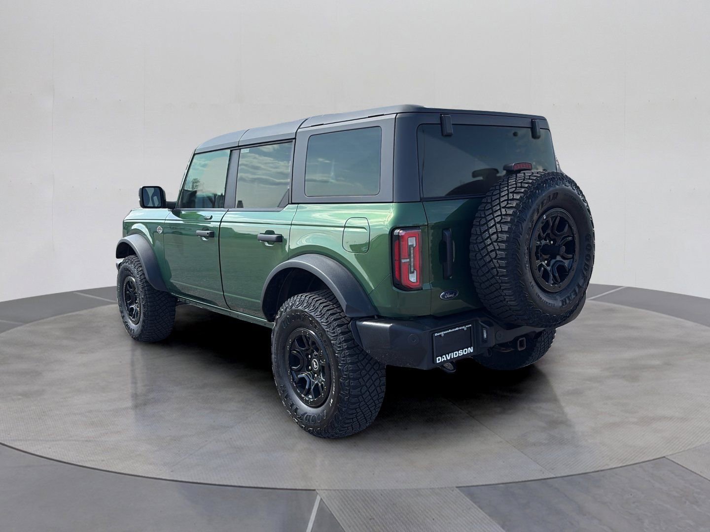 Used 2023 Ford Bronco Wildtrak AWD/4WD image 3