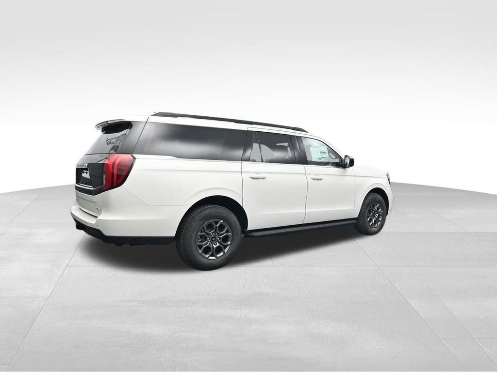 New 2025 Ford Expedition Max Active image 8