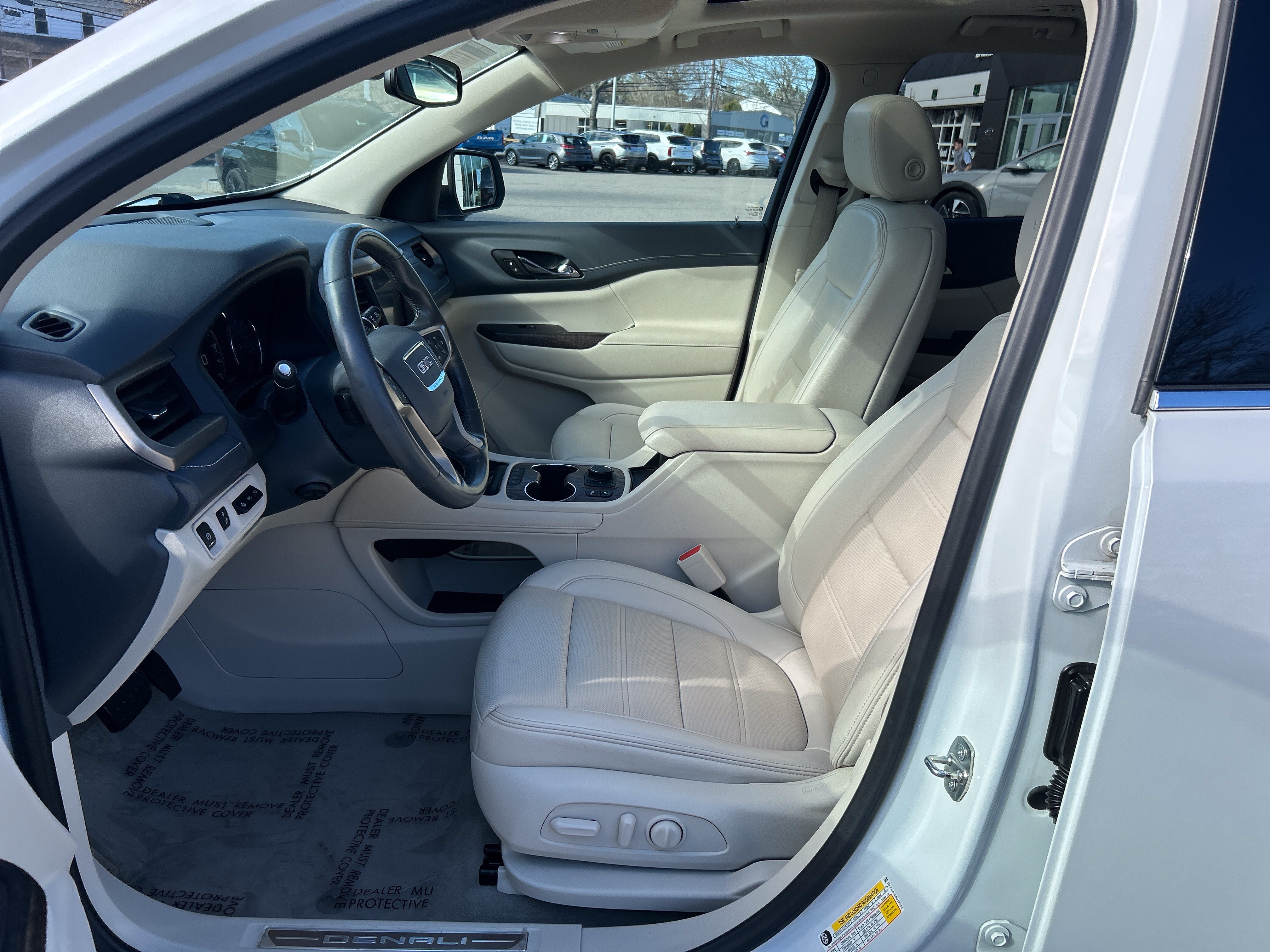 Used 2021 GMC Acadia Denali w/ LPO, Floor Liner Package AWD/4WD image 14