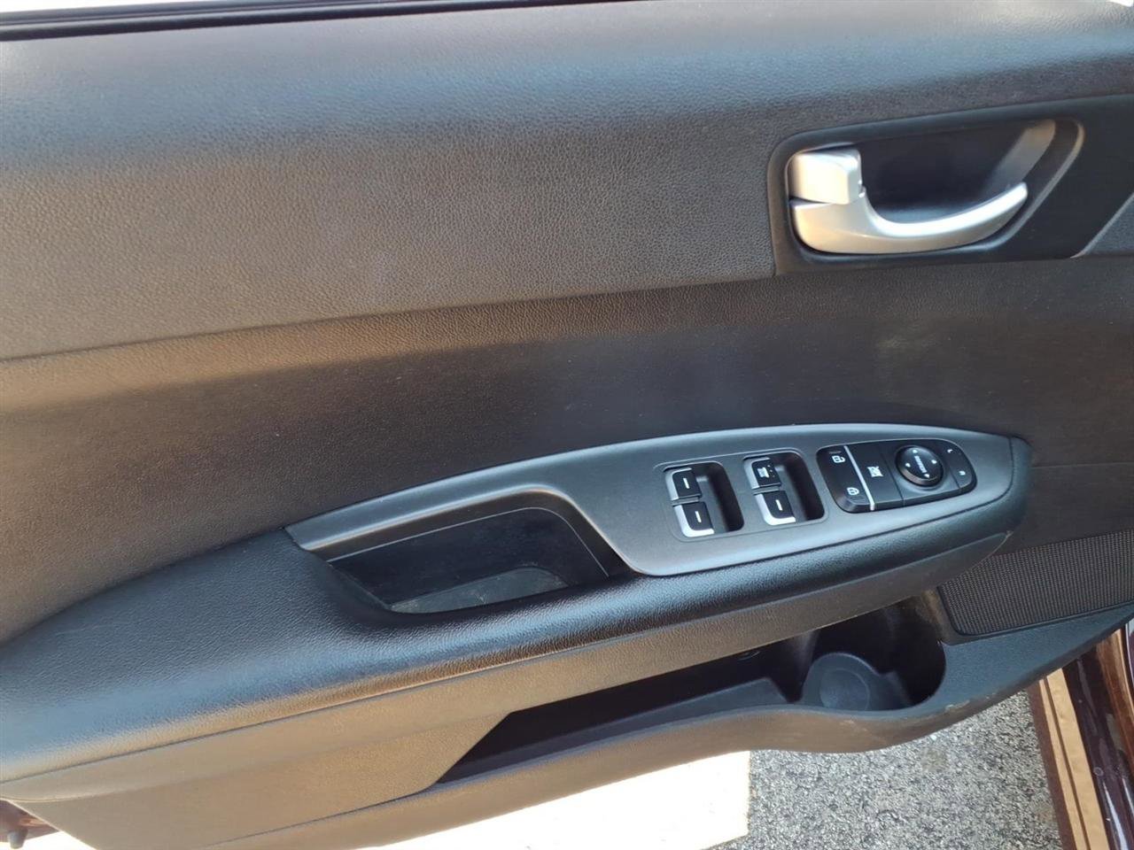 Used 2016 Kia Optima LX FWD image 7