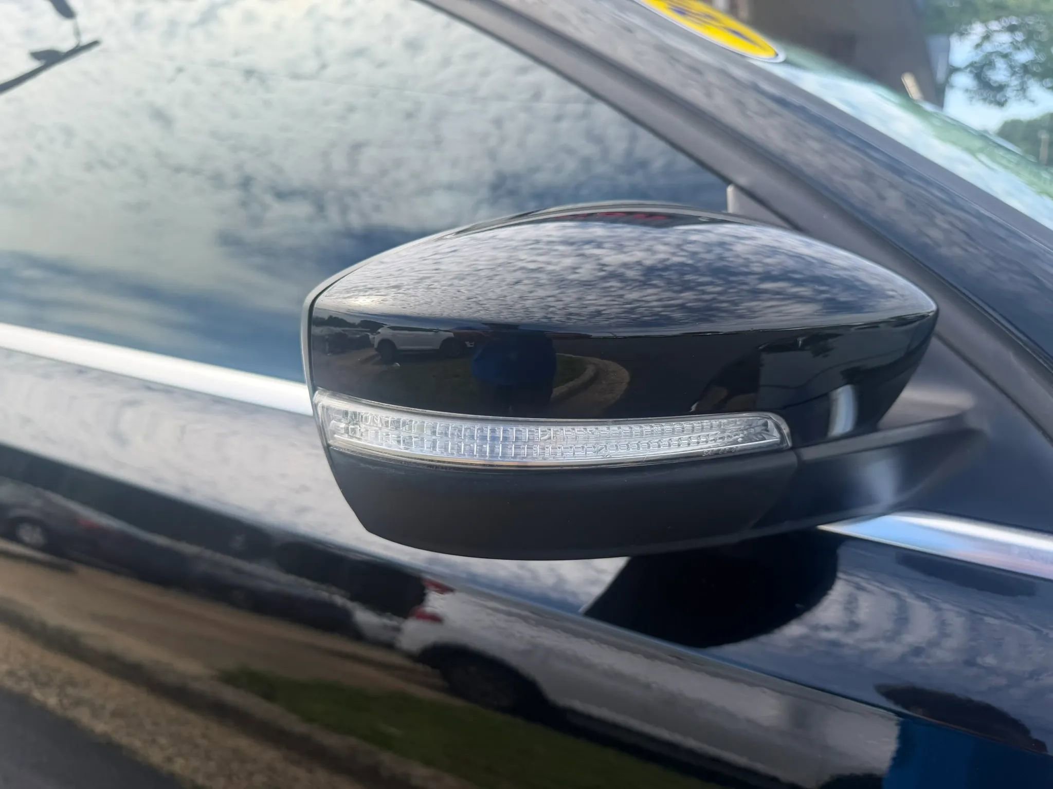 Used 2015 Volkswagen Jetta SE FWD image 9