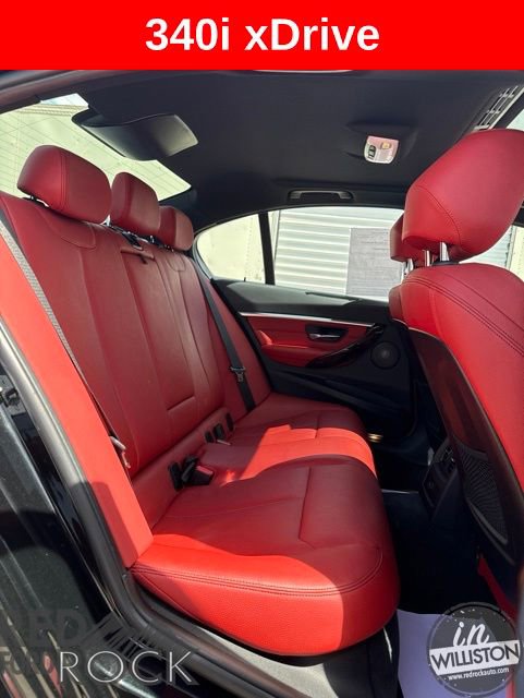 Used 2018 BMW 340i xDrive Sedan w/ Executive Package AWD/4WD image 14
