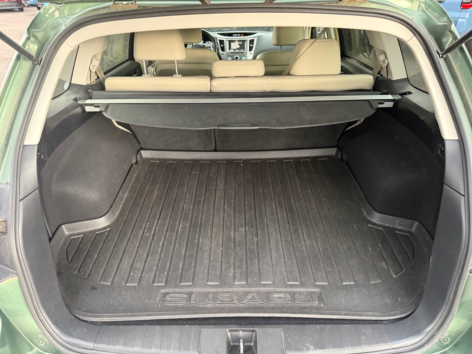 Used 2014 Subaru Outback 2.5i Limited AWD/4WD image 32
