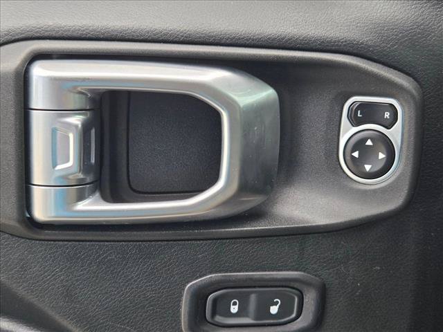 Used 2018 Jeep Wrangler Unlimited Sport S AWD/4WD image 10