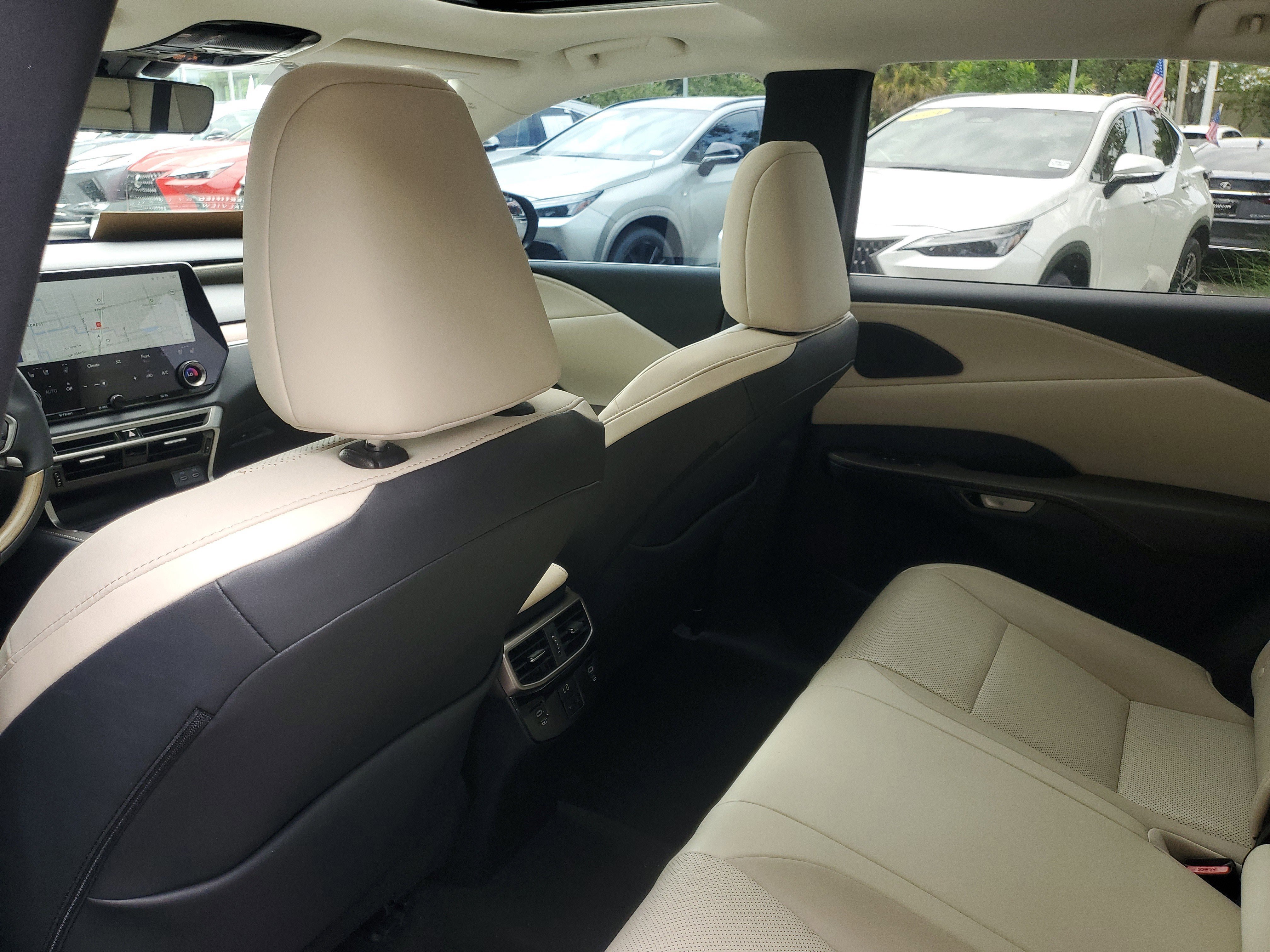 Used 2023 Lexus RX 350 FWD image 14