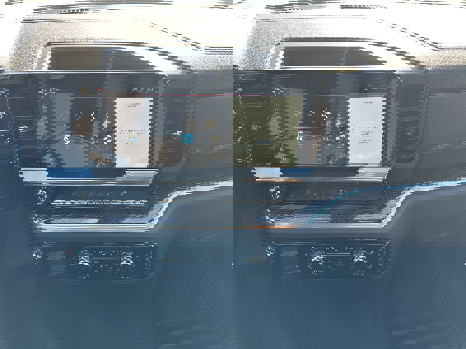 New 2025 GMC Sierra 2500 SLE w/ SLE Value Package; image 26