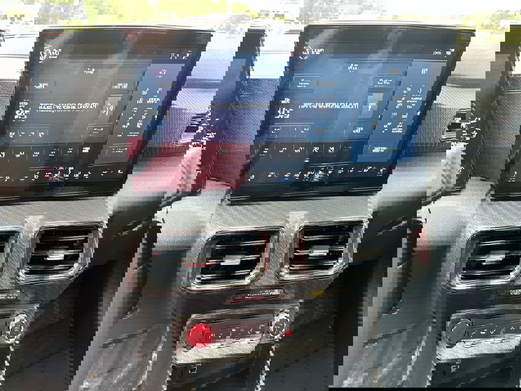 Used 2024 Ford Mustang Coupe image 12