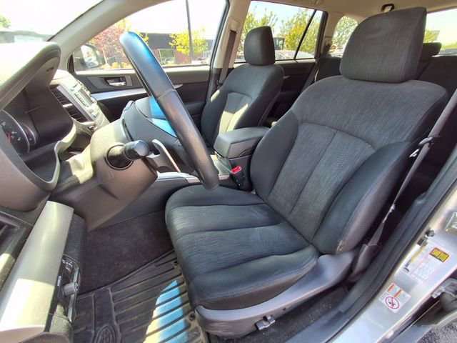 Used 2014 Subaru Outback 2.5i Premium w/ Moonroof Package AWD/4WD image 22