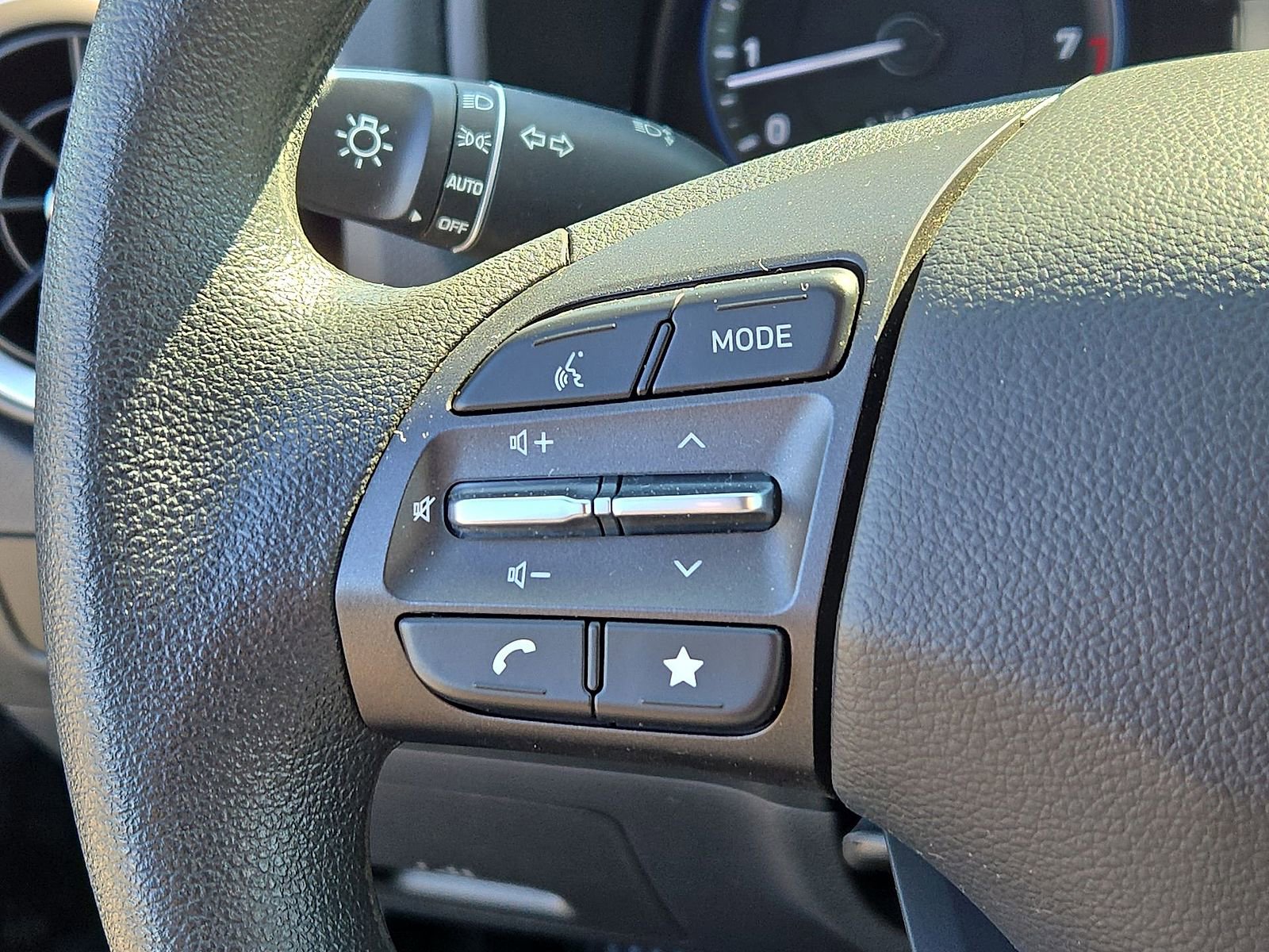 Certified 2023 Hyundai Kona SEL image 23