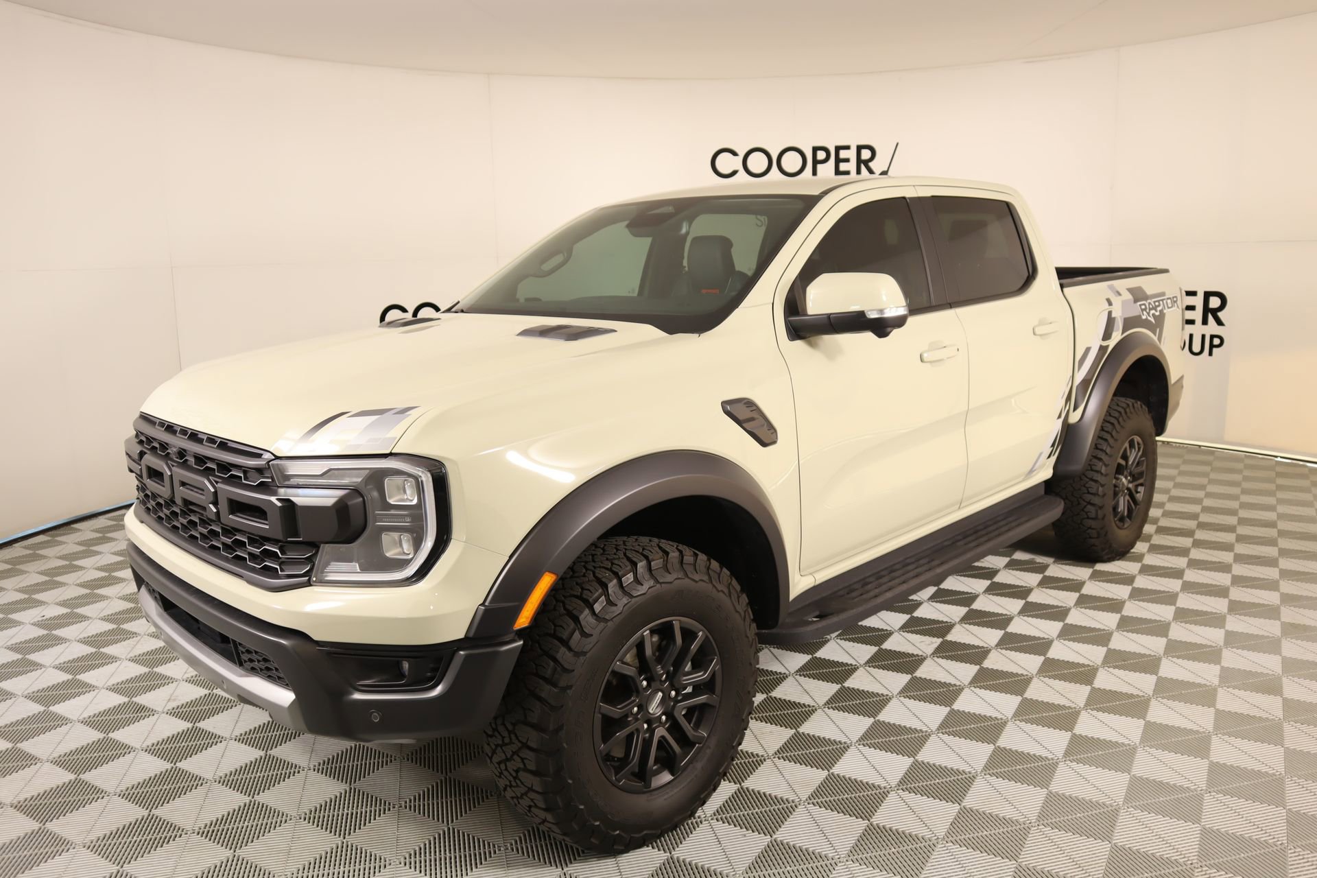Used 2025 Ford Ranger Raptor AWD/4WD image 10