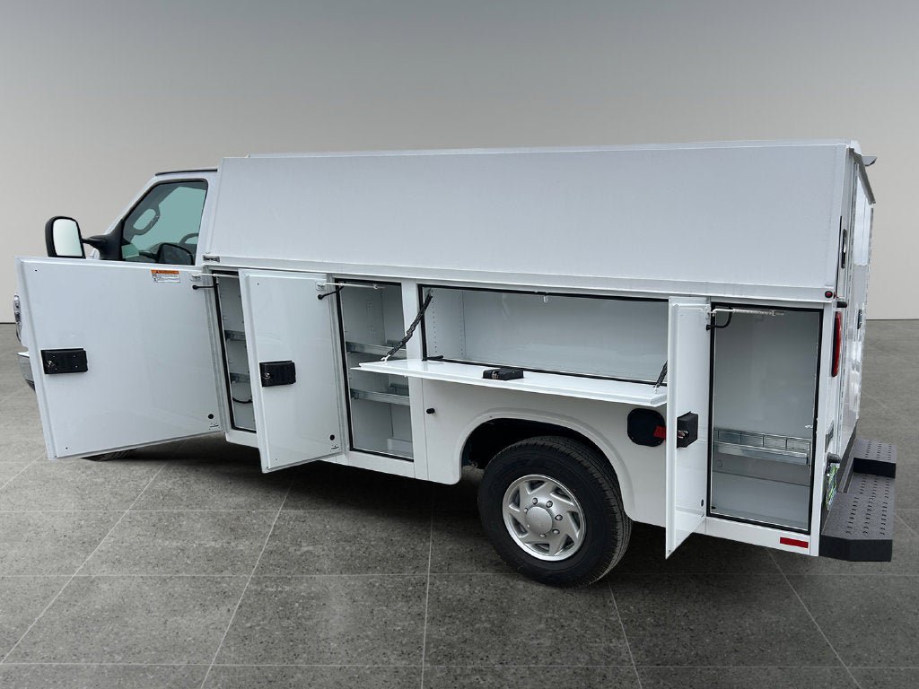 New 2026 Ford E-350 and Econoline 350 Super Duty w/ Power Equipment Group RWD image 4