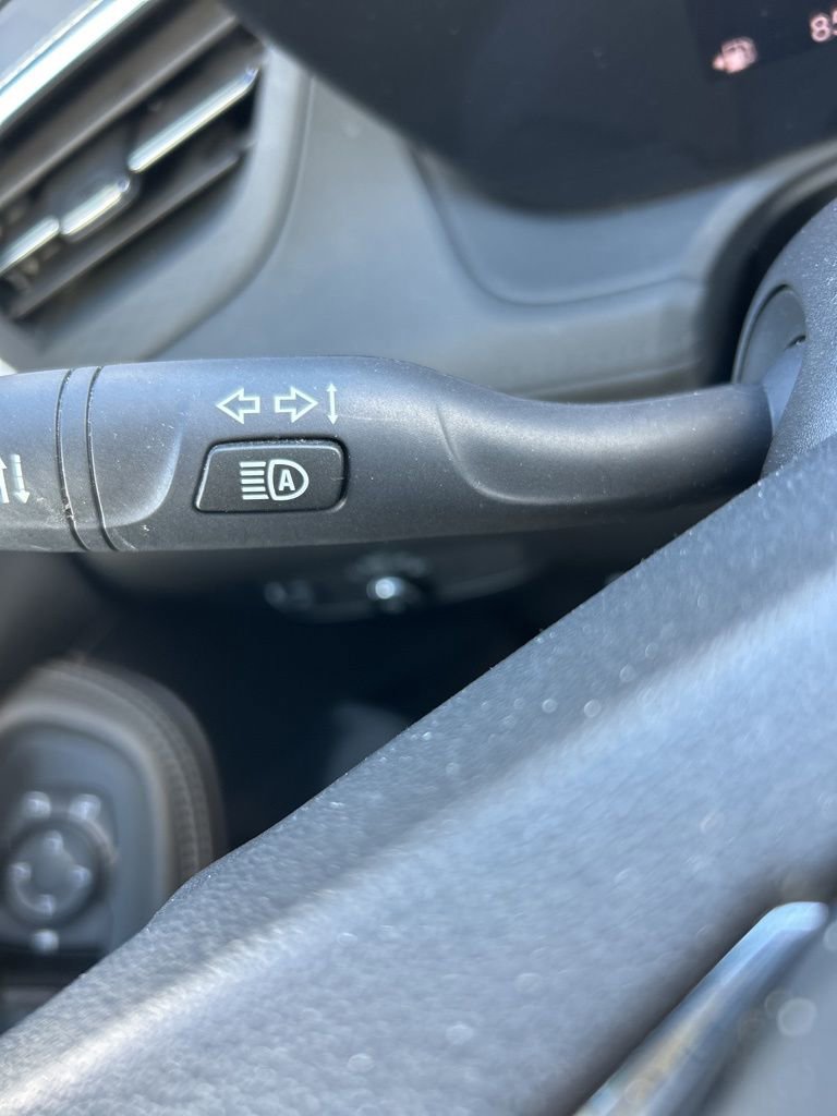 Used 2024 Buick Encore GX Sport Touring FWD image 32