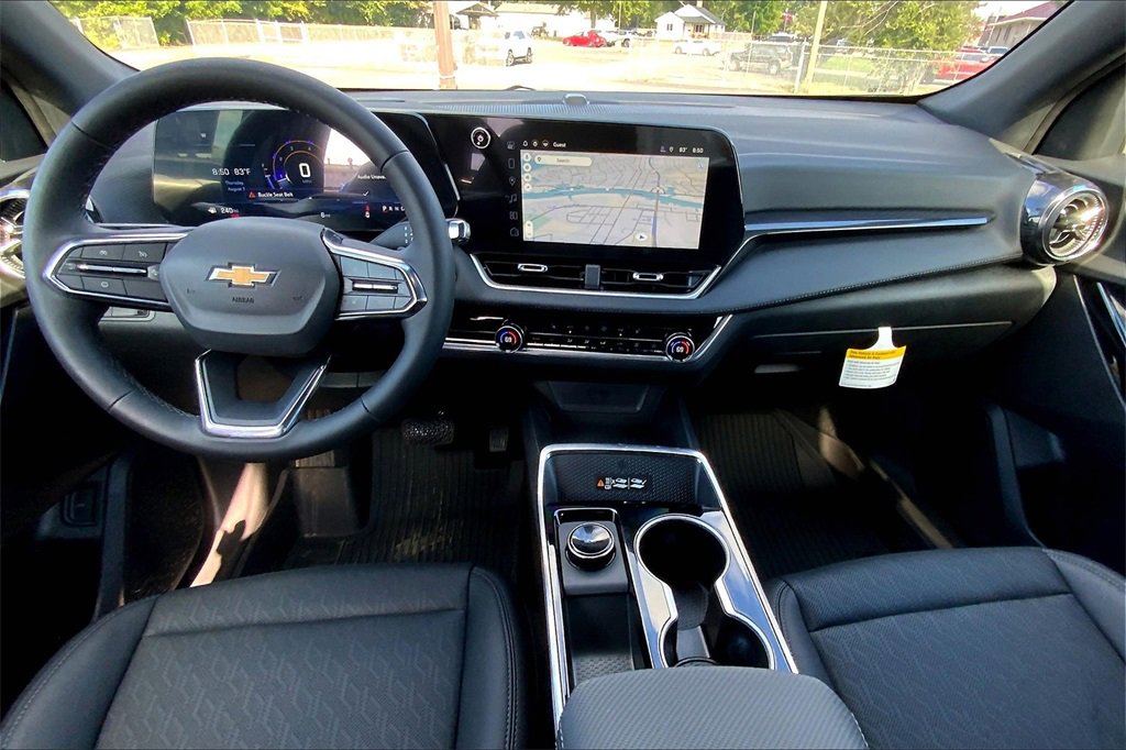 New 2026 Chevrolet Equinox LT w/ Convenience Package II image 6