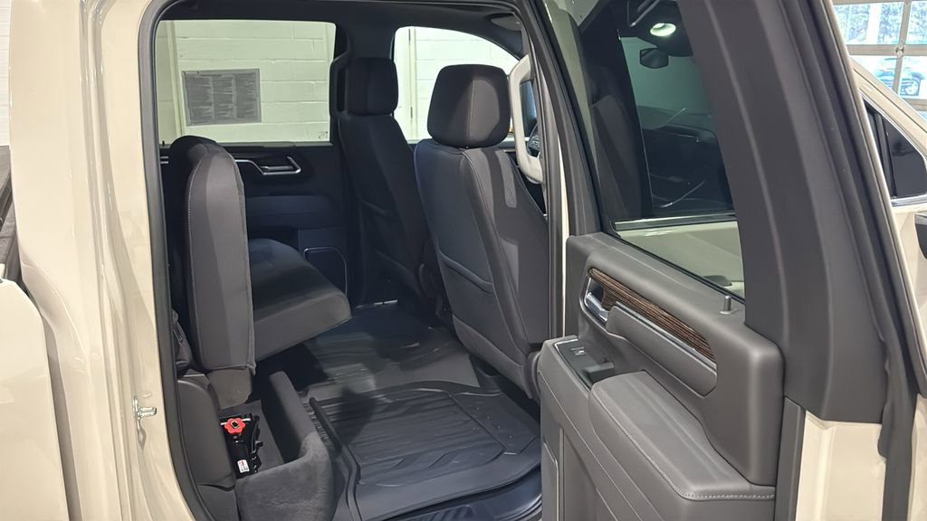 Used 2026 GMC Sierra 3500 SLE w/ SLE Value Package image 16