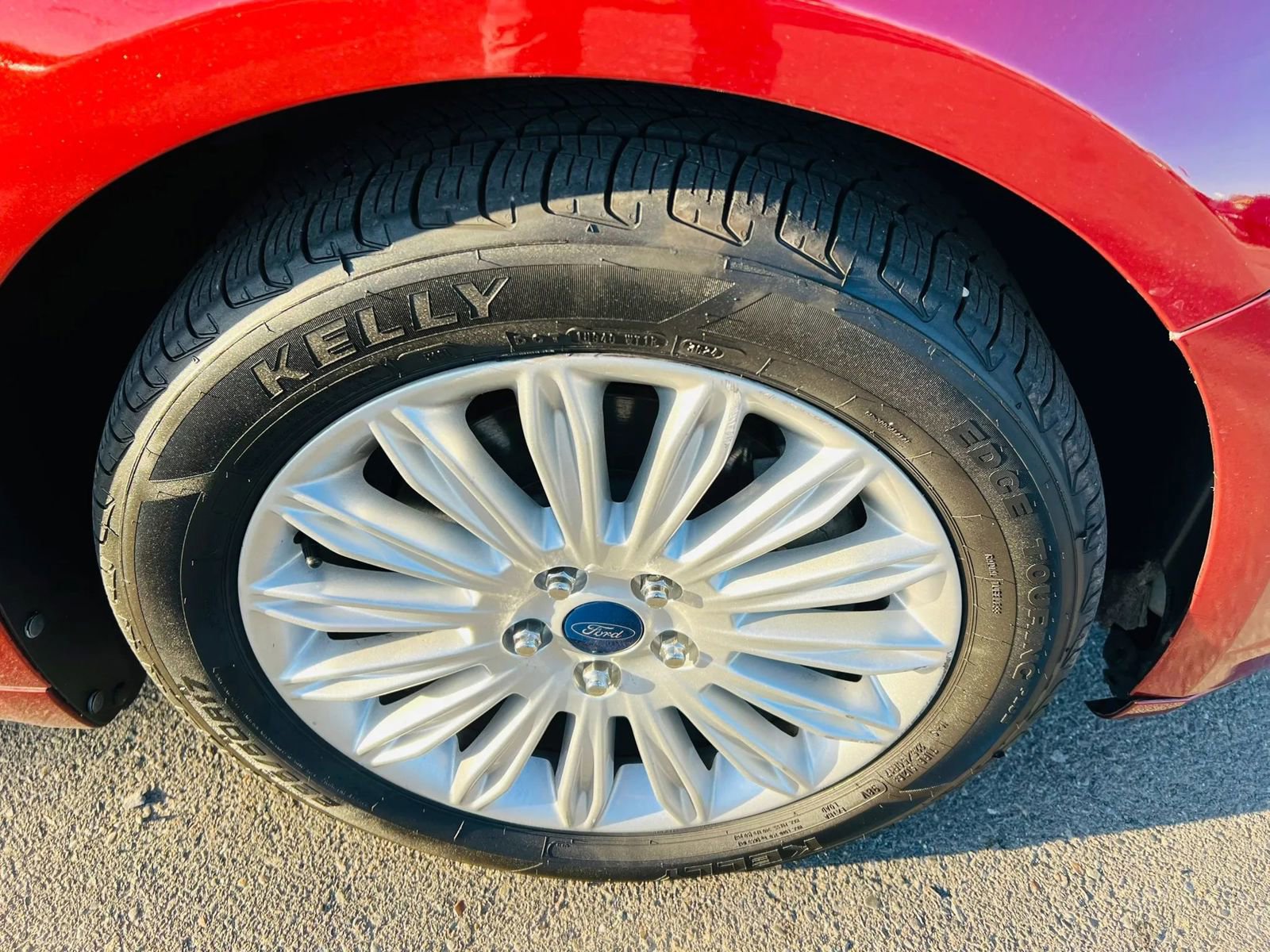 Used 2014 Ford Fusion Energi Titanium w/ Driver Assist Package image 14