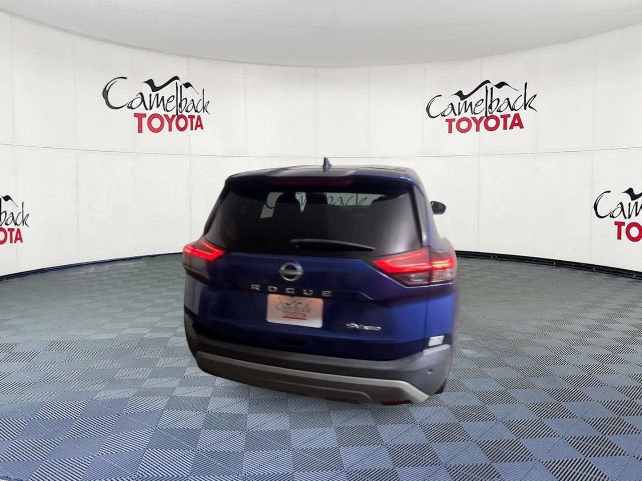 Used 2022 Nissan Rogue SV AWD/4WD image 9