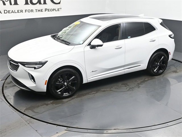 Used 2022 Buick Envision Avenir w/ Technology Package II image 44