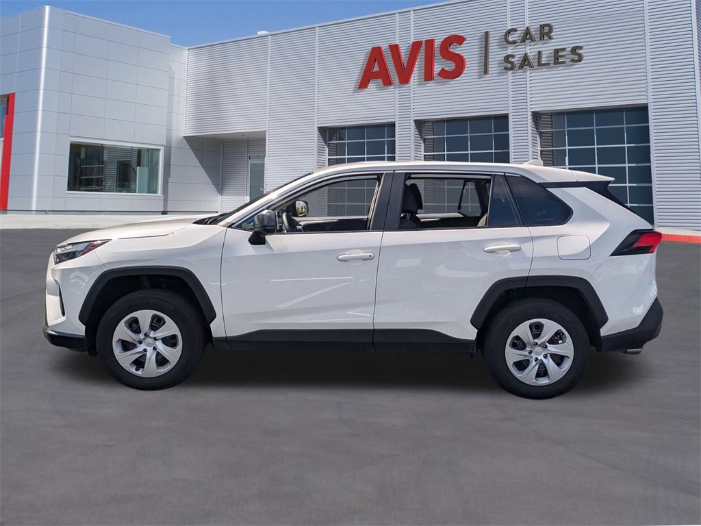 Used 2025 Toyota RAV4 LE image 10