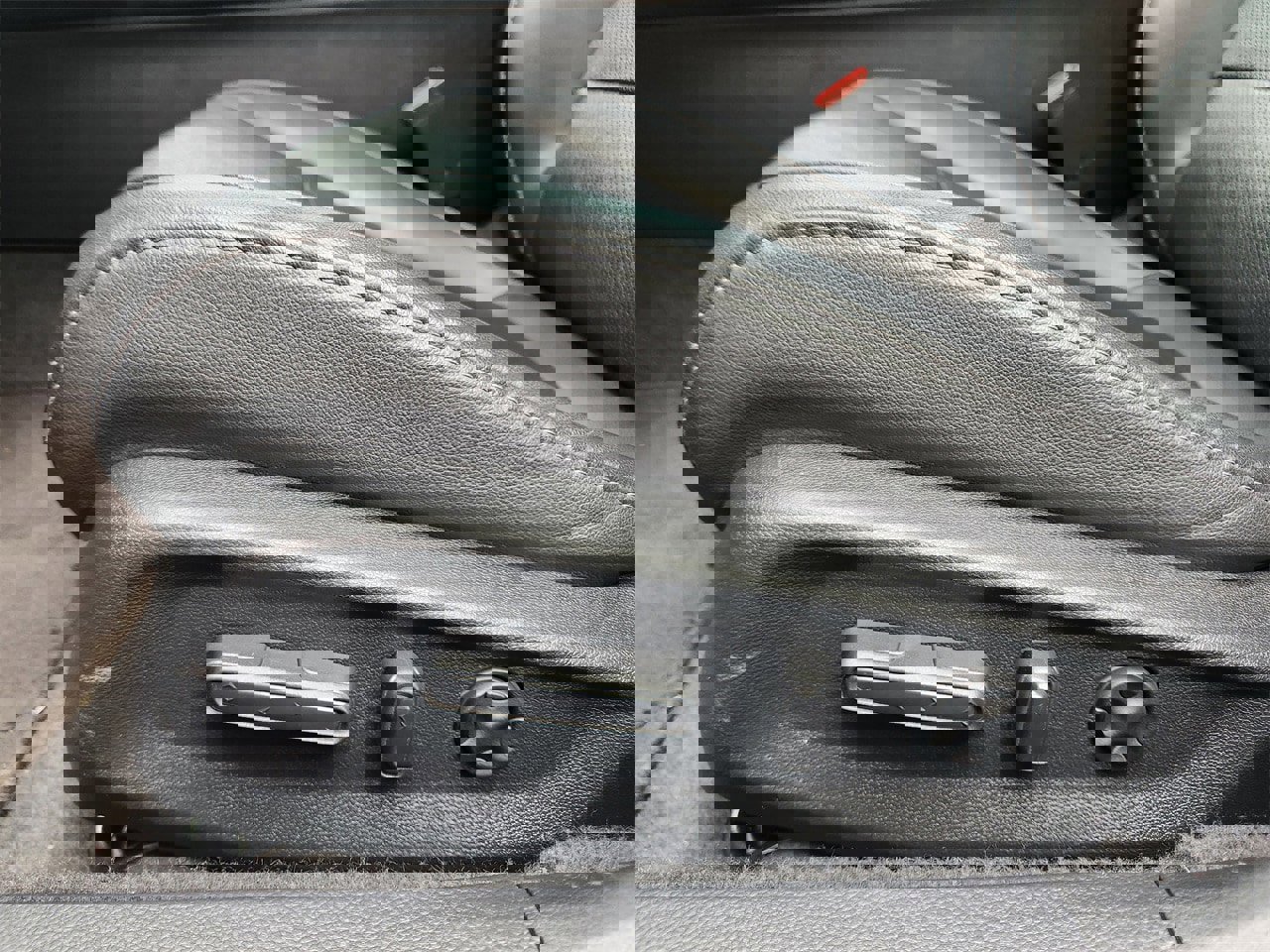 Used 2021 Honda Accord EX-L image 23