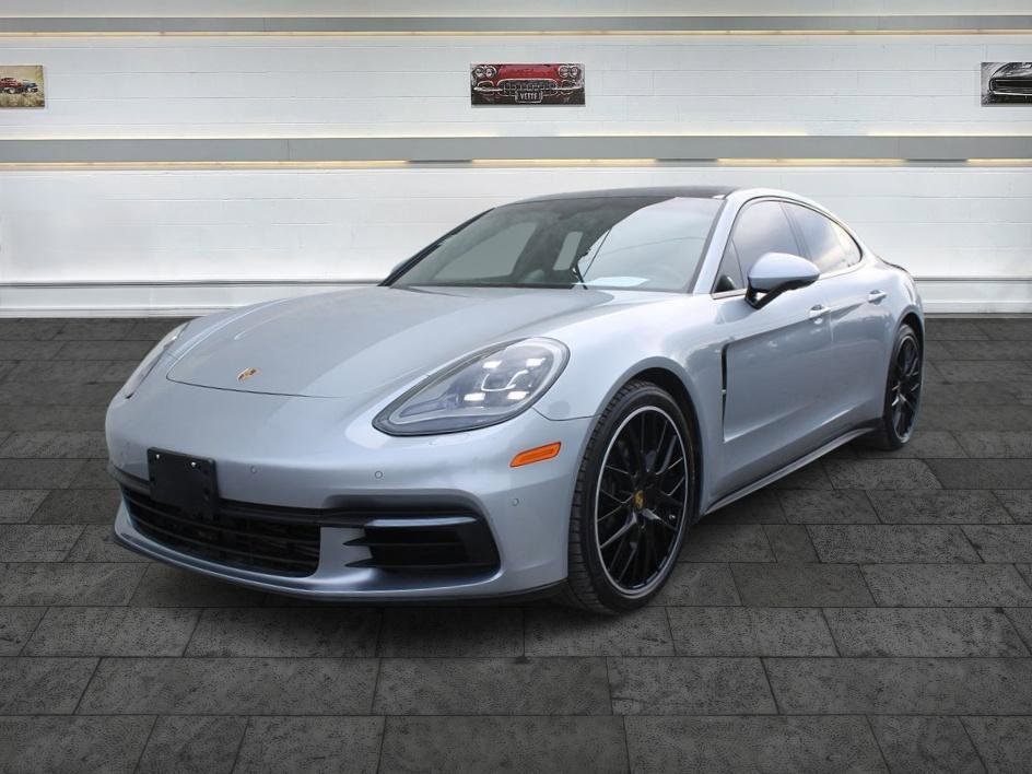 Used 2018 Porsche Panamera 4 AWD/4WD image 3