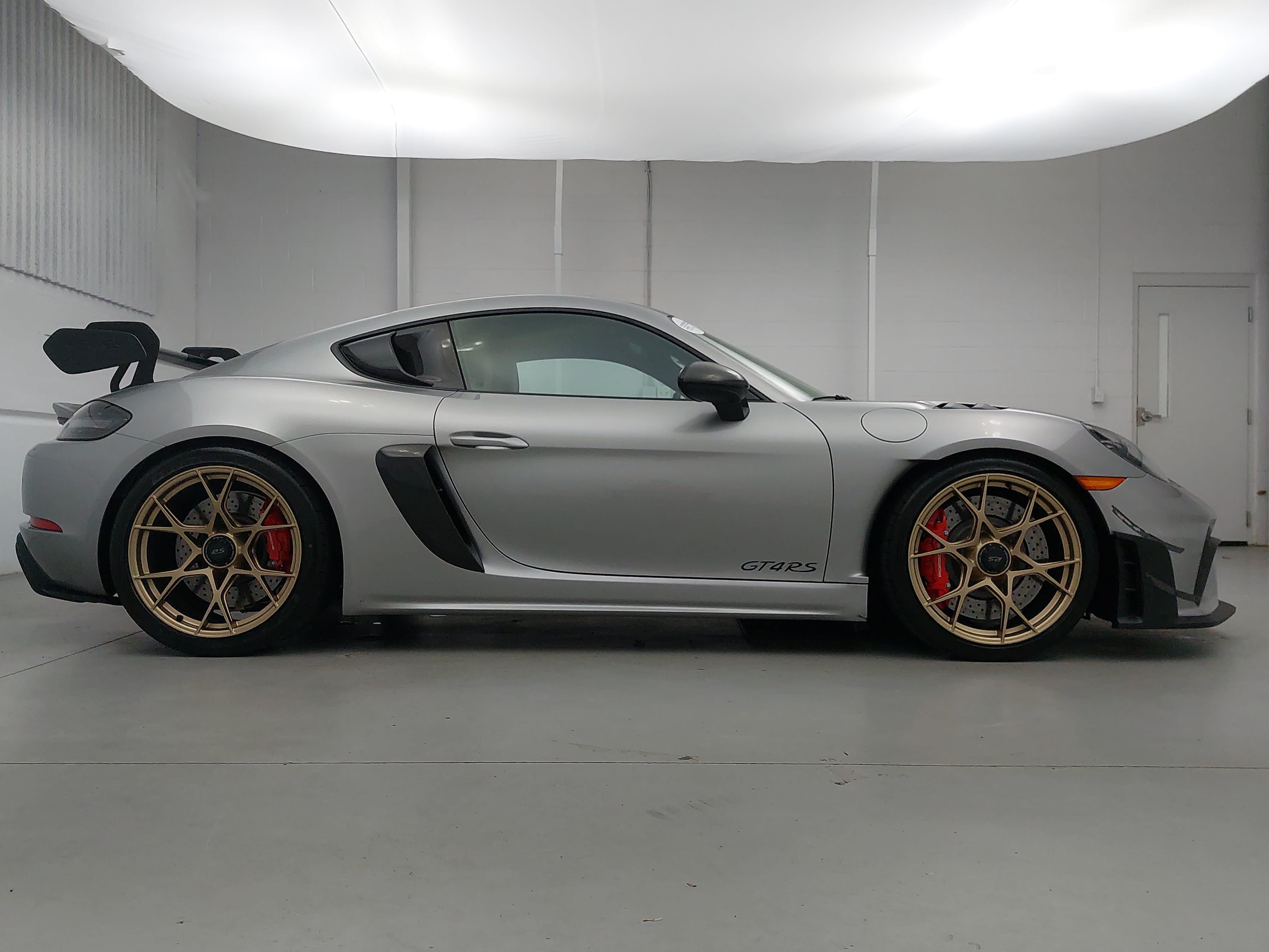 Certified 2025 Porsche 718 Cayman GT4 RS RWD image 8