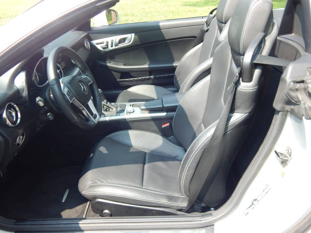 Used 2013 Mercedes-Benz SLK 250 image 14
