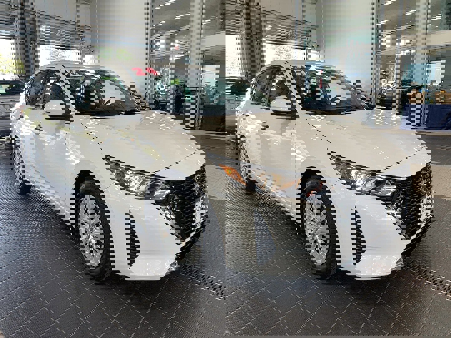 Used 2024 Nissan Sentra S image 1