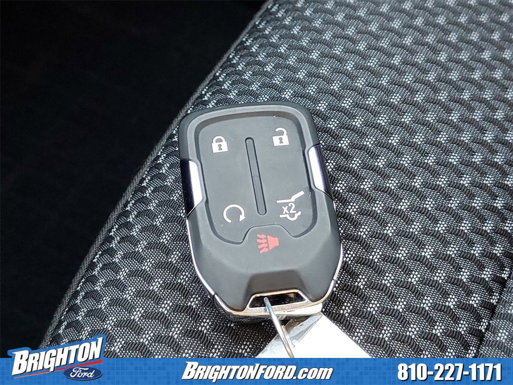 Used 2023 GMC Acadia SLE w/ Driver Convenience Package image 30