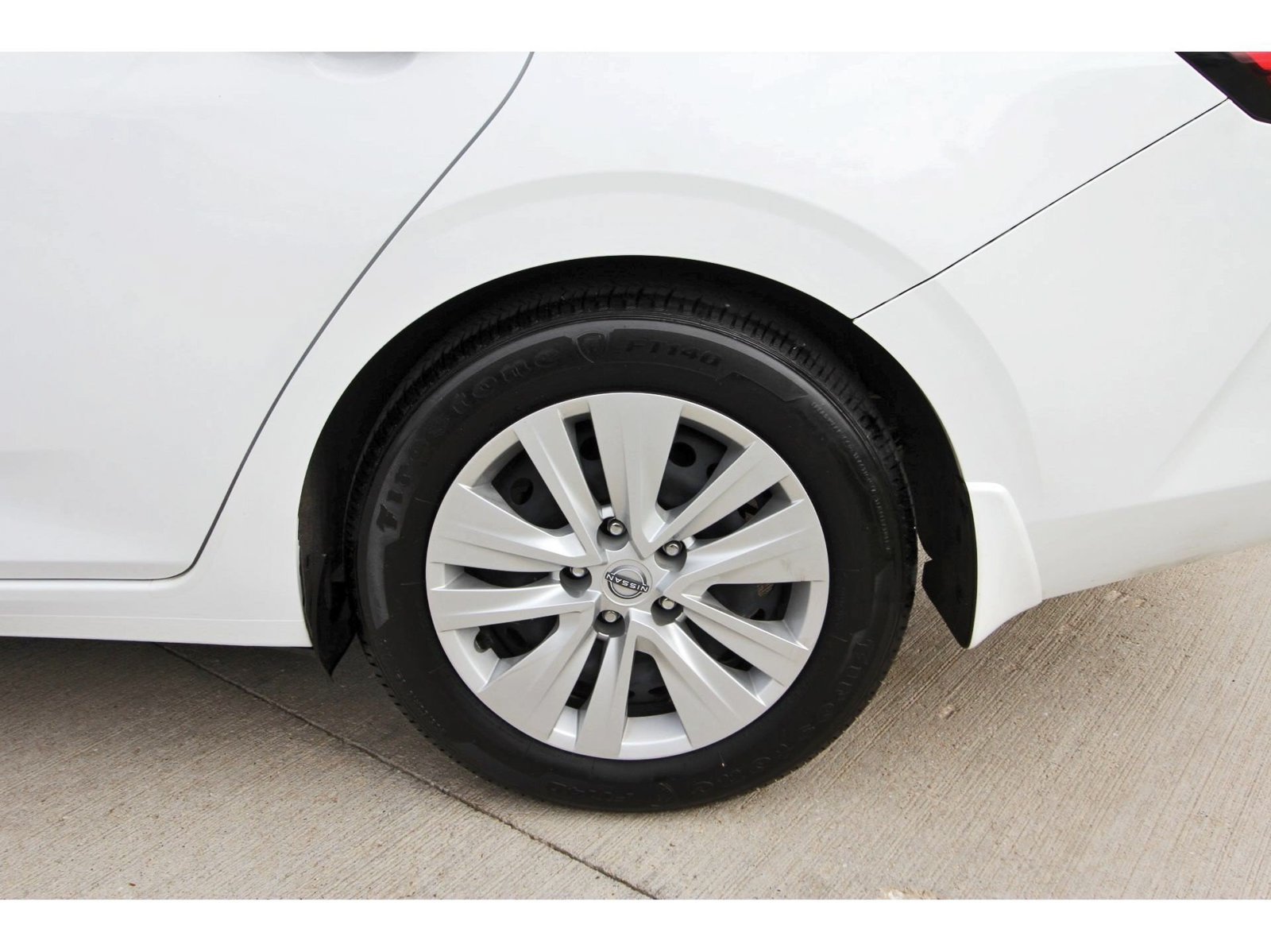Certified 2025 Nissan Sentra S FWD image 32