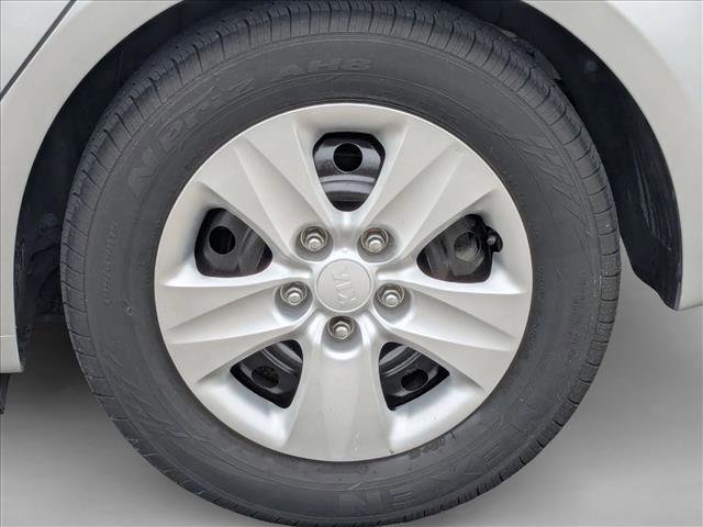 Used 2017 Kia Forte LX FWD image 22
