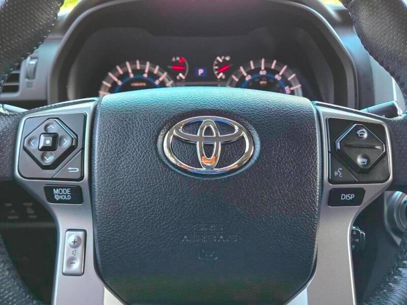 Used 2018 Toyota 4Runner Limited image 22