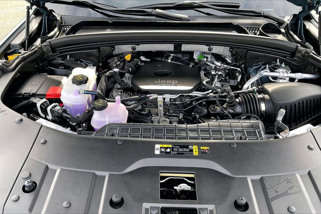 New 2026 Jeep Grand Cherokee Limited image 36