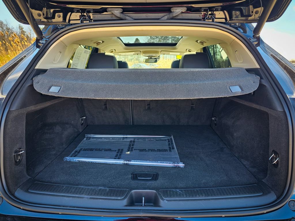 Certified 2023 Buick Envision Essence w/ Sport Touring Package image 35