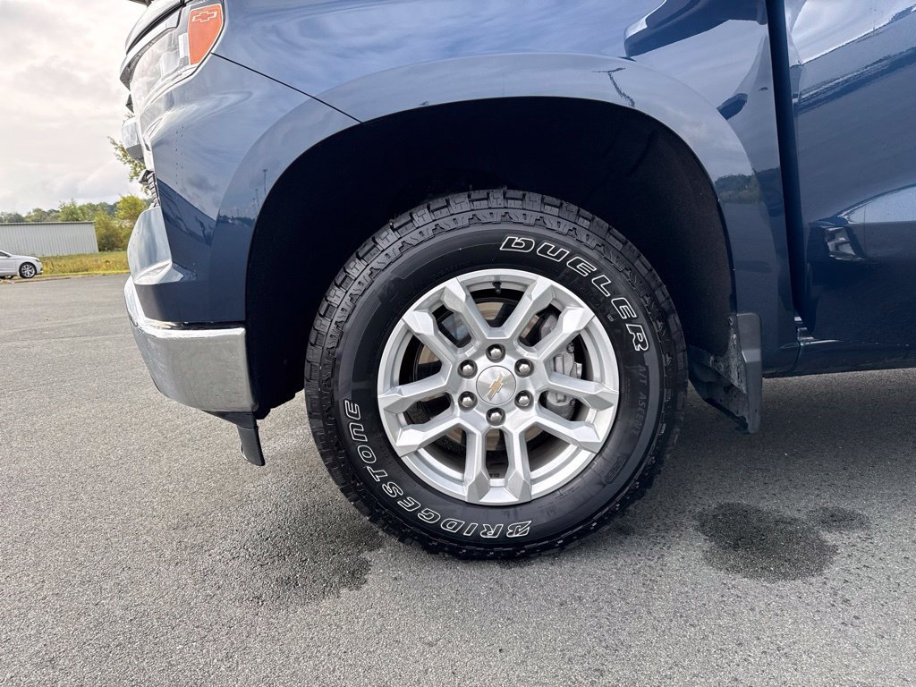 Used 2022 Chevrolet Silverado 1500 LT w/ Protection Package AWD/4WD image 40