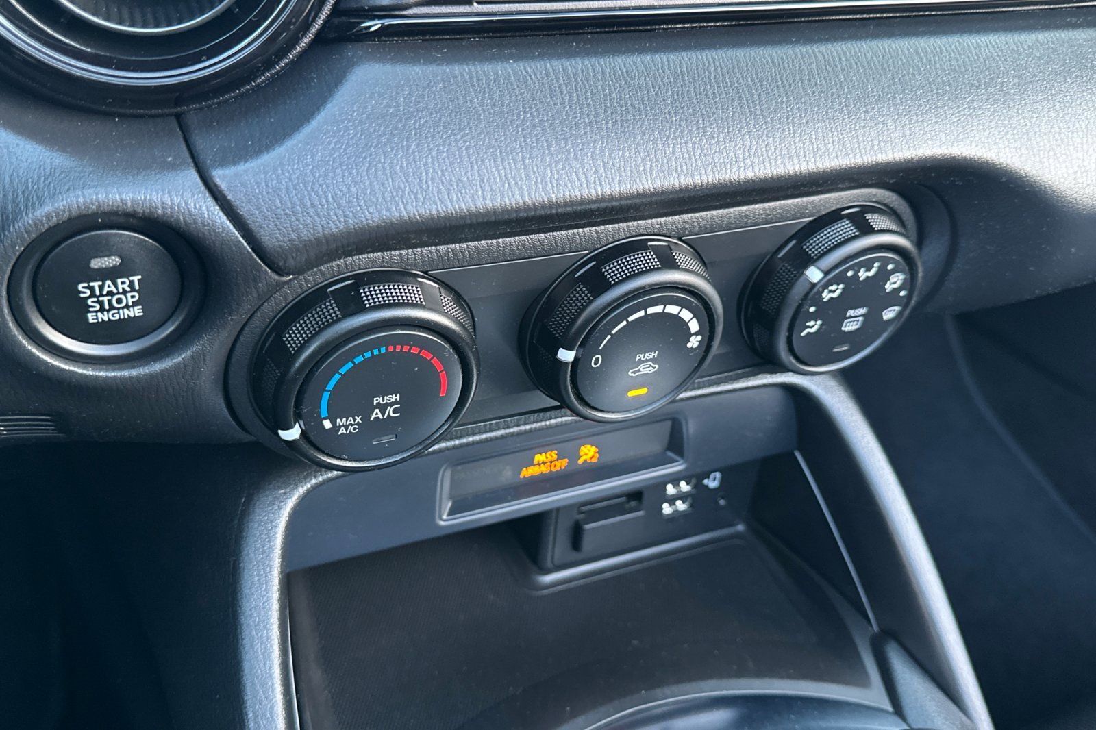 Used 2022 MAZDA MX-5 Miata Sport image 27