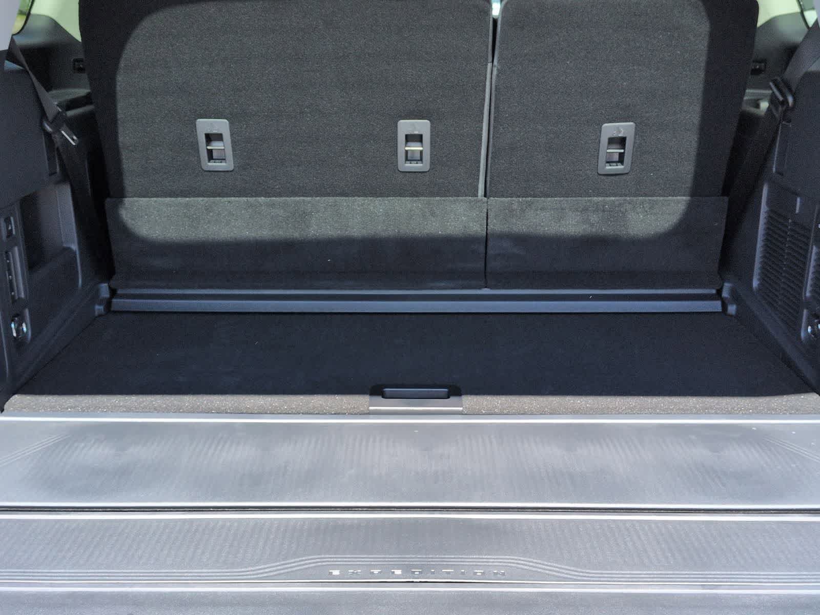 New 2026 Ford Expedition Active AWD/4WD image 33